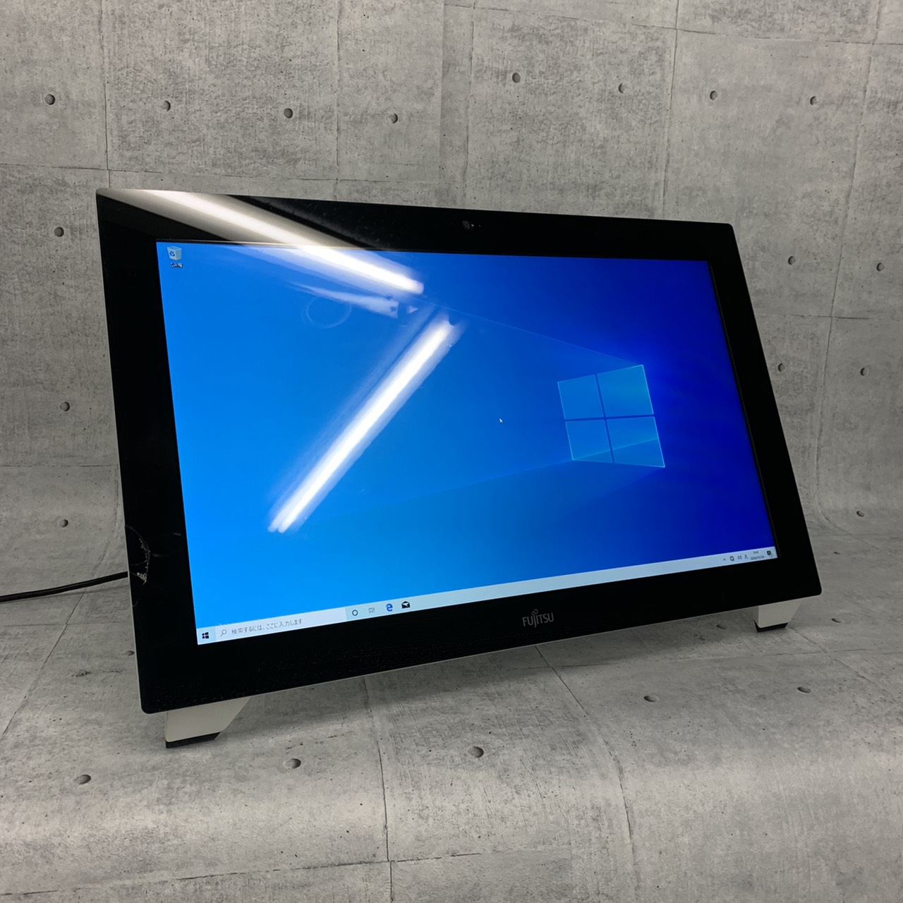 一体型PC ESPRIMO WH77/W (FMVW77WB)